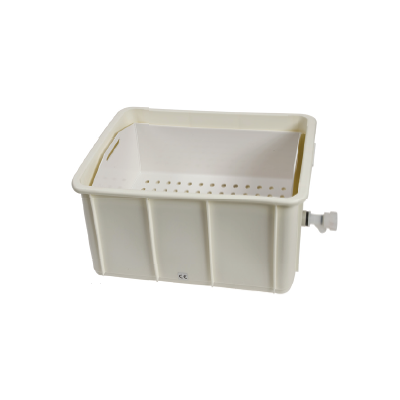 Bac 60 litres endoscopie + robinet NA